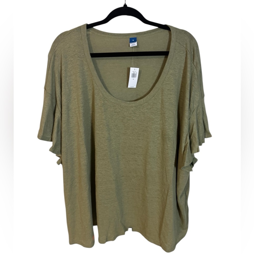 NWT A Women’s green Old Navy t-shirt in size 3X